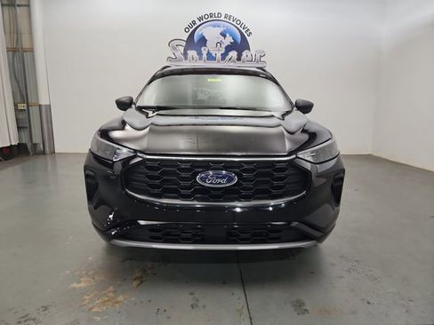 Used 2024 Ford Escape ST-Line image 11