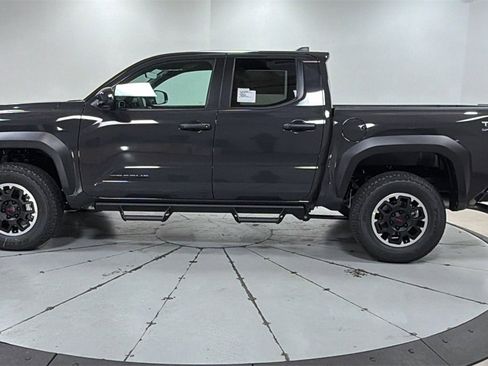 New 2025 Toyota Tacoma TRD Off-Road image 8
