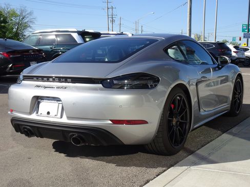 Used 2023 Porsche 718 Cayman GTS RWD image 5