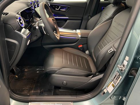 New 2026 Mercedes-Benz GLC 300 GLC 300 image 17
