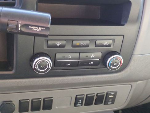 Used 2020 Nissan NV 1500 SV image 22