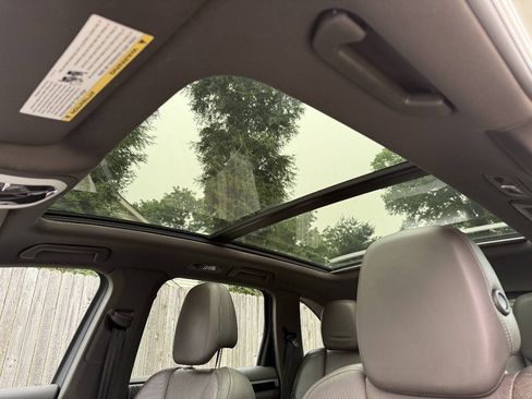Used 2016 Porsche Cayenne Diesel AWD/4WD image 14