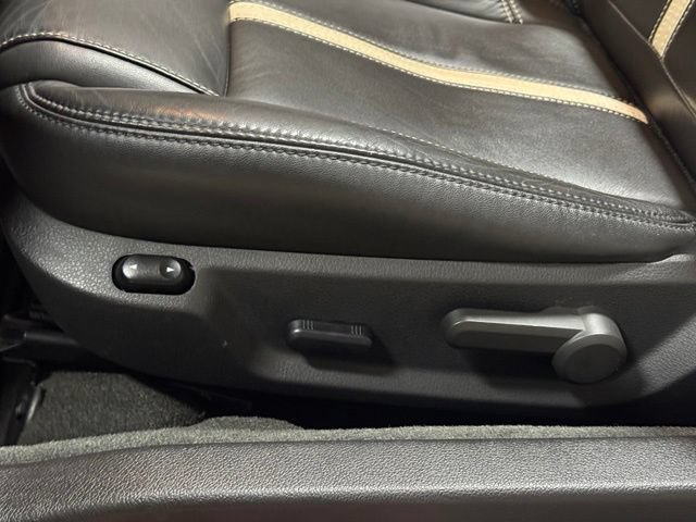 Used 2012 Ford Mustang GT Premium RWD image 34