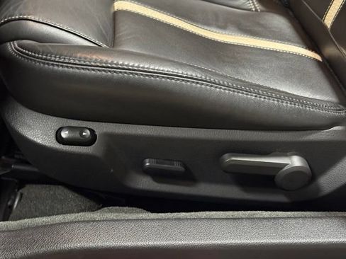 Used 2012 Ford Mustang GT Premium RWD image 34