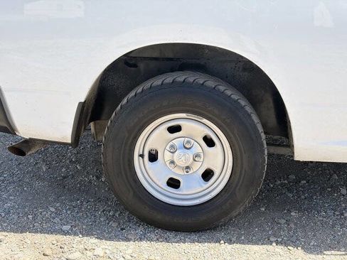 Used 2019 RAM 1500 ST w/ Popular Equipment Group AWD/4WD image 9