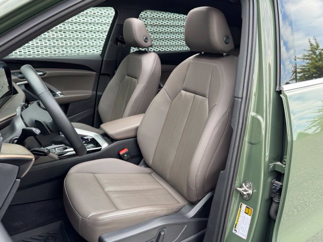 Certified 2025 Audi Q5 Premium w/ Convenience Package AWD/4WD image 8