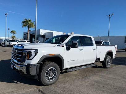New 2025 GMC Sierra 2500 SLT w/ SLT Convenience Package