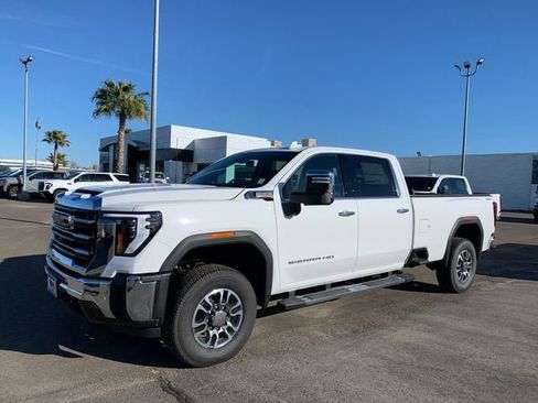 New 2025 GMC Sierra 2500 SLT w/ SLT Convenience Package AWD/4WD image 1