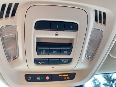 Used 2023 Buick Envision Essence w/ Technology Package I image 25