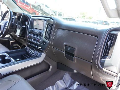 Used 2019 Chevrolet Silverado 2500 LTZ w/ LTZ Plus Package AWD/4WD image 63
