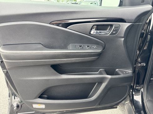 Used 2021 Honda Passport Elite image 14