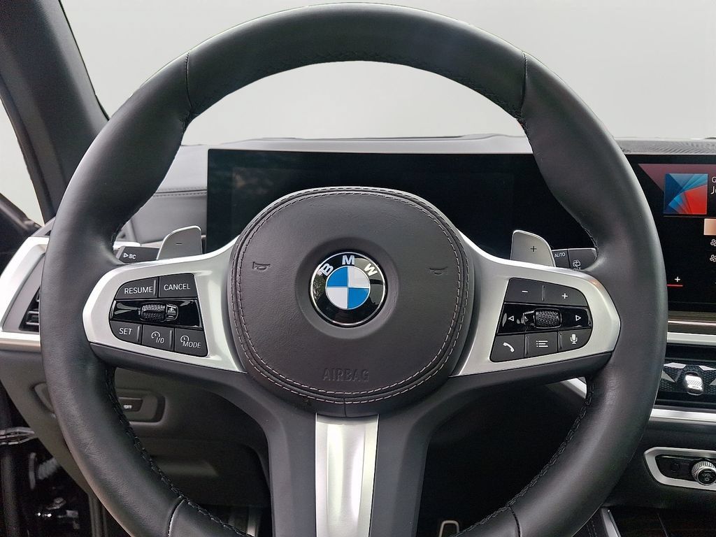 Used 2024 BMW X5 xDrive40i w/ M Sport Package AWD/4WD image 21