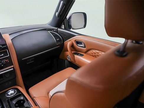 Used 2024 INFINITI QX80 Sensory w/ Cargo Package image 35