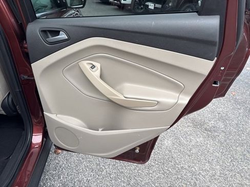 Used 2018 Ford Escape SEL image 23