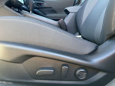 Certified 2025 Subaru Crosstrek 2.5i Premium AWD/4WD image 40