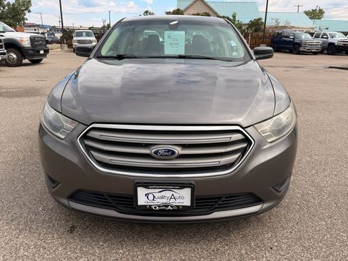 Used 2013 Ford Taurus SE FWD image 3