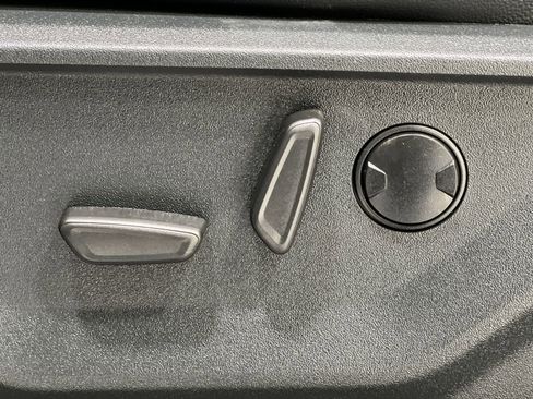 Used 2025 Ford F350 Lariat AWD/4WD image 12