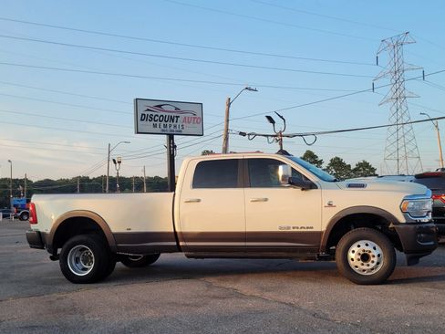 Used 2019 RAM 3500 Limited AWD/4WD image 4