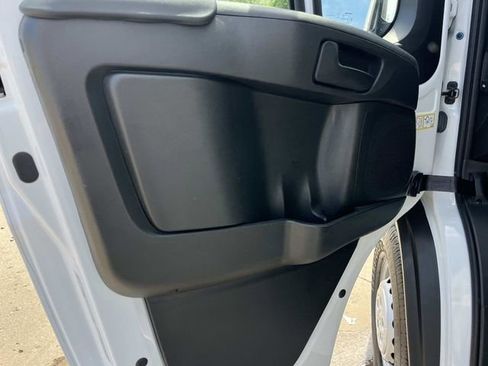 Used 2024 RAM ProMaster 2500 w/ Convenience Group FWD image 29