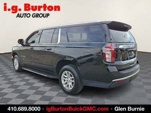 Used 2022 Chevrolet Suburban LT image 4