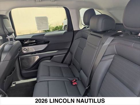 New 2026 Lincoln Nautilus Reserve AWD/4WD image 12