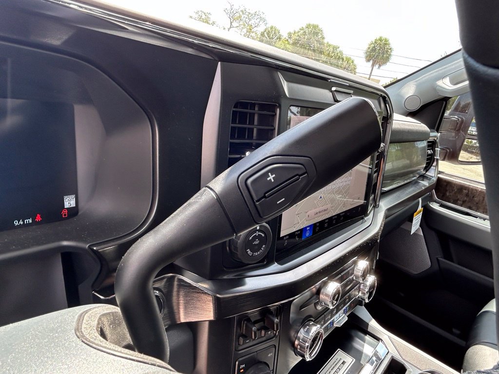 New 2026 Ford F250 Lariat w/ Black Appearance Package AWD/4WD image 14