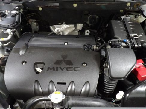 Used 2017 Mitsubishi Outlander Sport SE image 18