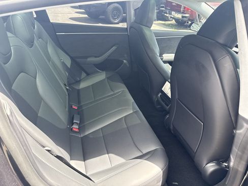 Used 2025 Tesla Model 3 Long Range AWD/4WD image 18