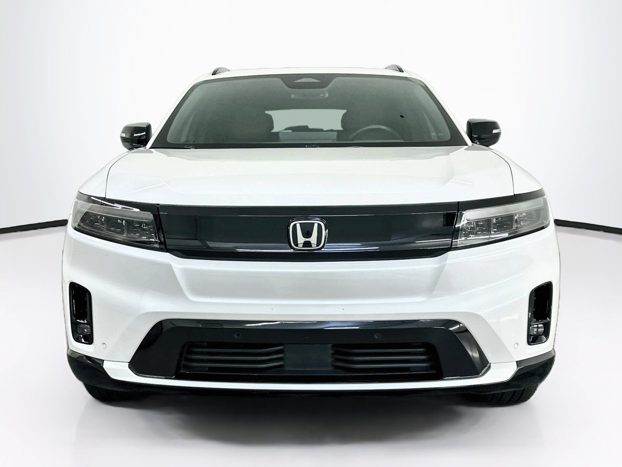 Used 2024 Honda Prologue Touring image 2