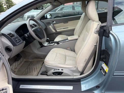 Used 2009 Volvo C70 T5 FWD image 12