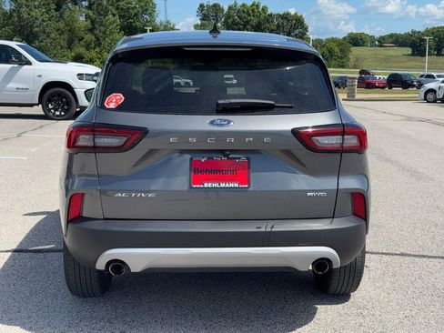 Used 2023 Ford Escape Active AWD/4WD image 5