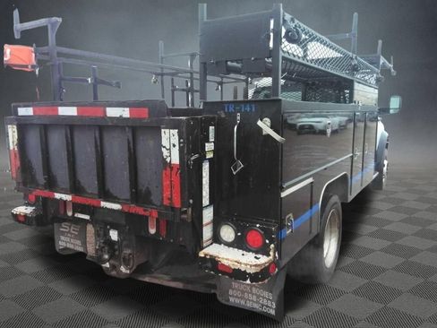 Used 2018 RAM 5500 Tradesman w/ Payload Upgrade Package AWD/4WD image 3
