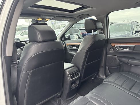 Used 2018 Honda CR-V Touring image 12