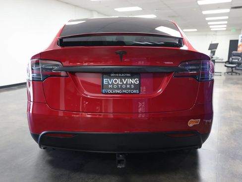 Used 2020 Tesla Model X Long Range AWD/4WD image 9
