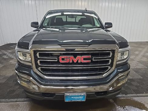 Used 2017 GMC Sierra 1500 SLE w/ SLE Value Package AWD/4WD image 8