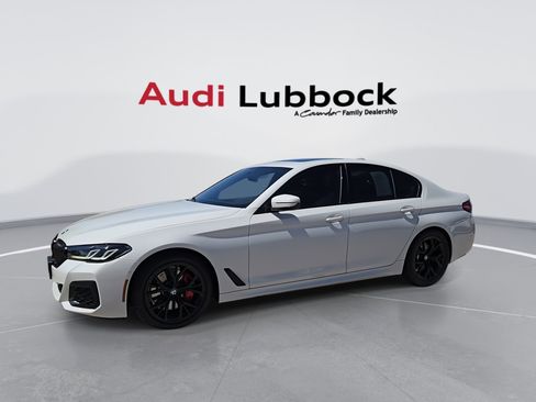 Used 2023 BMW 530i xDrive w/ M Sport Package AWD/4WD image 5