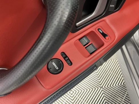 Used 2006 Honda S2000 image 19