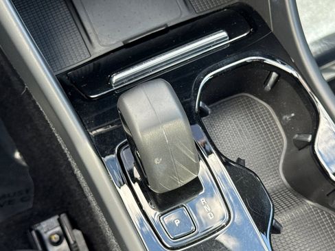 Used 2023 Volvo XC40 Recharge Plus AWD/4WD image 24