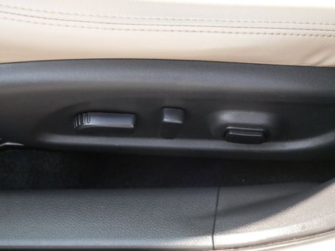Used 2017 Nissan Altima 3.5 SL w/ 3.5SL Technology Package FWD image 20