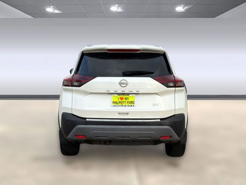 Used 2023 Nissan Rogue SV w/ SV Premium B Package FWD image 10