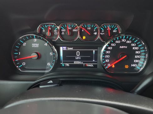 Used 2019 Chevrolet Tahoe LS w/ All-Season Package RWD image 15