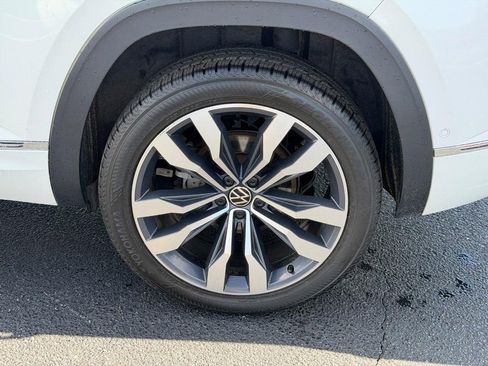 Used 2022 Volkswagen Atlas Cross Sport SEL Premium R-Line AWD/4WD image 7