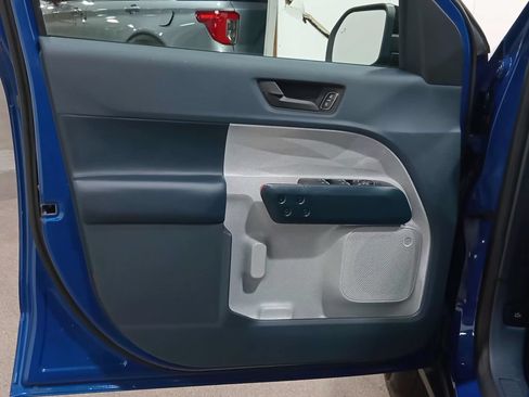 Certified 2024 Ford Maverick XLT w/ XLT Luxury Package FWD image 18