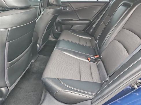 Used 2016 Honda Accord Sport image 17