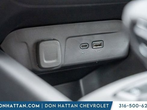 New 2026 Chevrolet Trax RS image 11