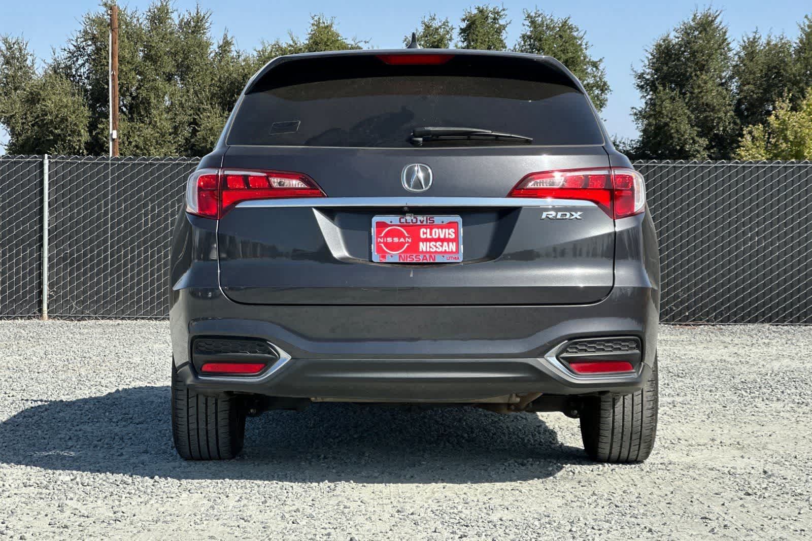Used 2016 Acura RDX w/ Tech & AcuraWatch Plus Pack FWD image 8
