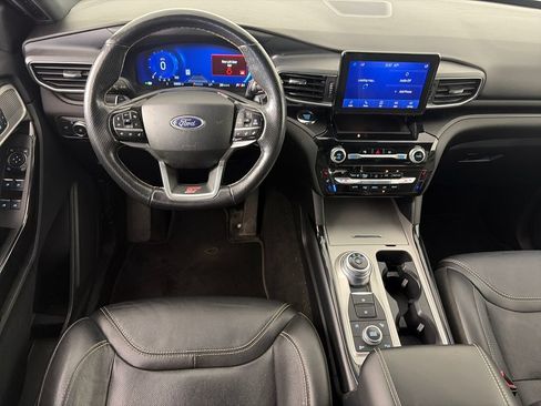 Used 2022 Ford Explorer ST w/ Equipment Group 401A AWD/4WD image 14