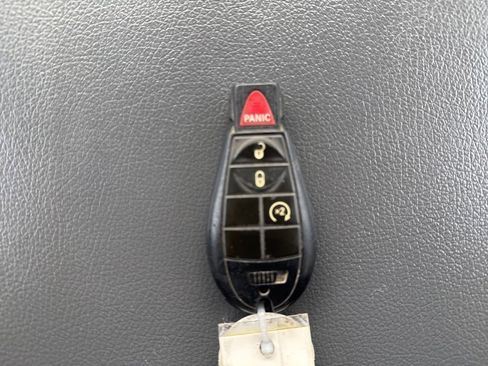 Used 2016 RAM 2500 Tradesman w/ Chrome Appearance Group image 26