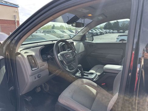 Used 2015 GMC Canyon 2WD Crew Cab w/ Convenience Package image 6