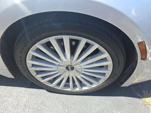 Used 2017 Lincoln MKZ Reserve w/ Climate Package AWD/4WD image 9